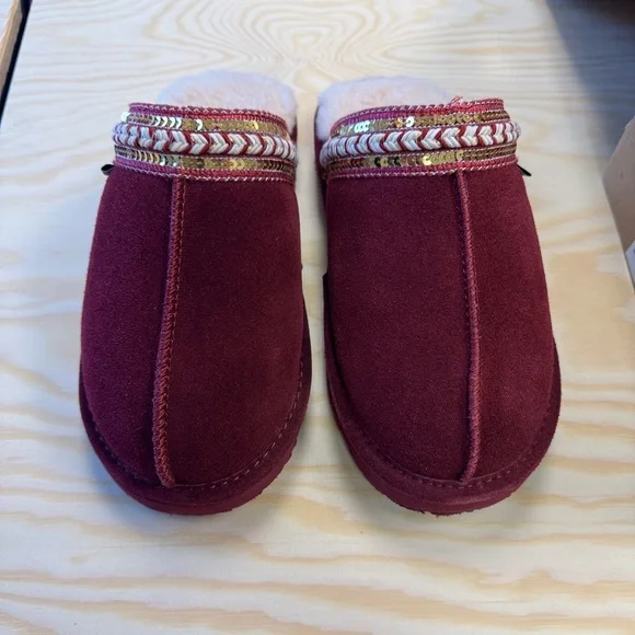Bearpaw Tanya Suede Embellished Slipper - Picture 5 of 9